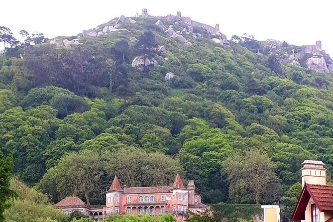 Sintra Walking Tour - Palaces, Gardens, and Landscapes