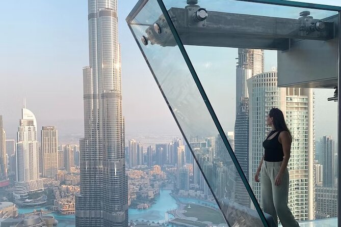 Sky Views Observation Deck Admission Ticket - Communication and Assistance
