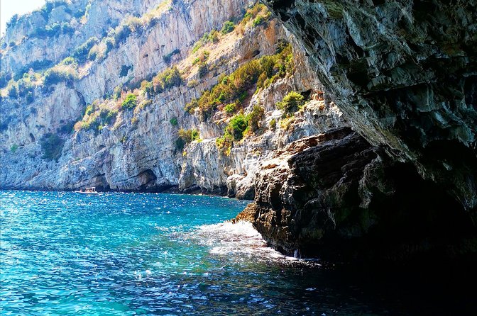Small Group Boat Tour to Capri With Aperitif - Scenic Exploration and Culture