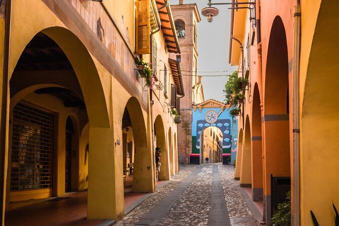 Small-Group Half-Day Wine Tour With Tasting in Dozza Village - Medieval Town of Dozza