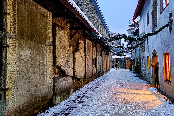 Tales of Old Tallinn 2-hour Walking Tour - Customer Feedback