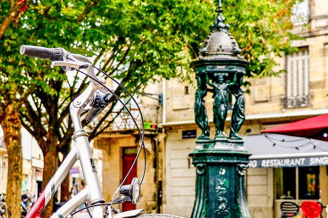 The Alternative Side of Bordeaux With a Local - Uncovering Bordeauxs Unique History