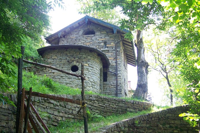 The Avellis Mystery, the Pendula Stone and the Boulders - Guided Tour Logistics