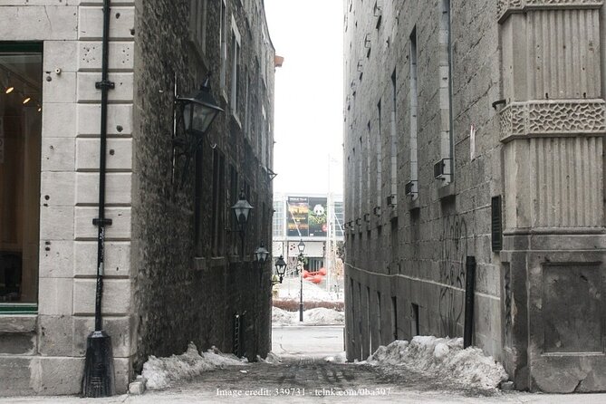The Ghosts of Old Montreal: Private 1.5-hour Spooky Tour - Booking Information