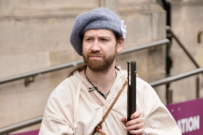 The History Behind Outlander Tour - Tour Guide Praise