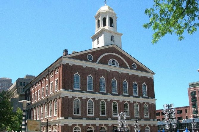 Tour-In-Four -- a Private Four Hour Walking & Driving City Tour - Comfortable Transportation Experience