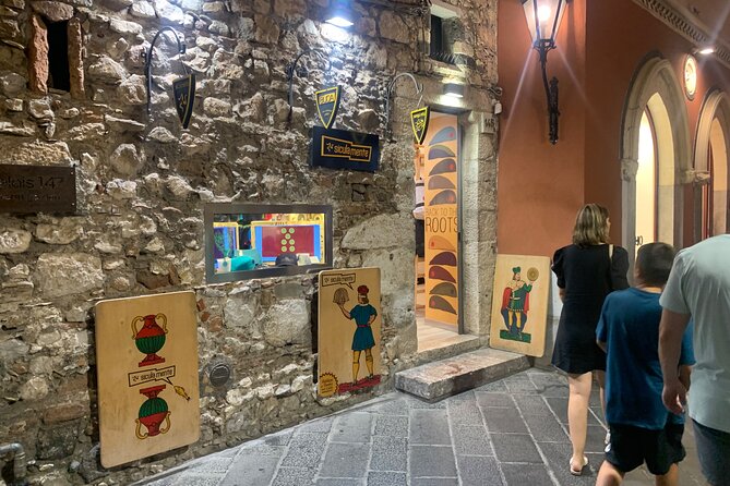 Tour Taormina, Savoca, Castelmola and Messina. Departure From Messina - Operating Hours