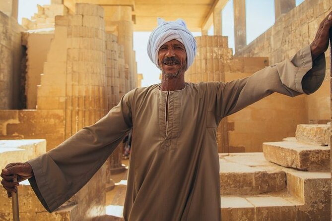 Tour to Giza Pyramids and Sphinx - Interacting With the Sphinx