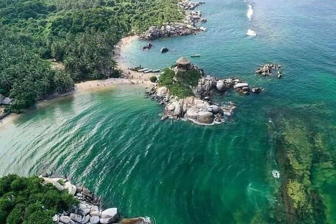 Tour Two Beaches: Cinto and Crystal in Tayrona Park - Safety Concerns From Customer Reviews