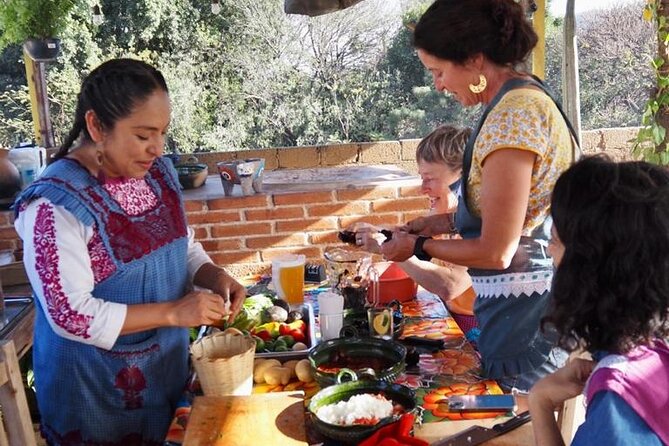 Traditional Oaxacan Cooking With Grandmas Recipes - Cultural Insights and Recommendations
