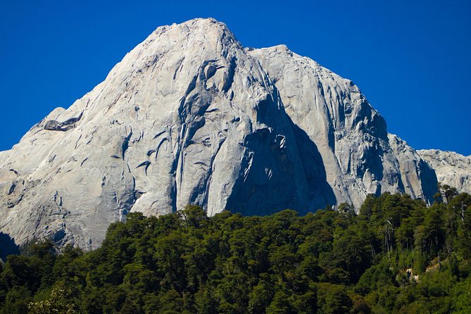 Trekking Slides Valley of La Junta, Cochamó - Highlights of the Trek