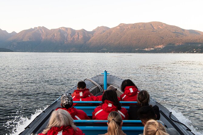 Unesco Biosphere and Bowen Island Tour. Stops on the Island - Family-Friendly Experiences