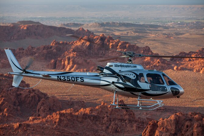 Valley of Fire Helicopter Tour and Landing With Champagne Toast - Safety Precautions and Accessibility