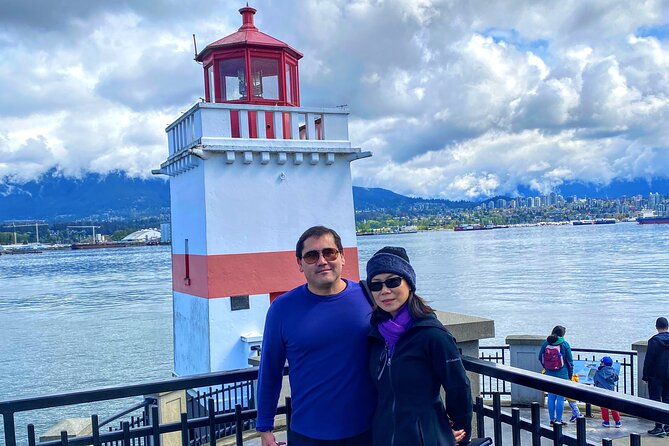 Vancouver Day Tour | Visit The Most Unique Places! Private - Stanley Park and Third Beach