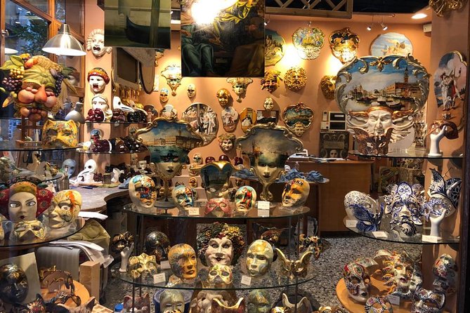Venice: Ghosts and Legends Evening Private Walking Tour - Encountering Ghostly Sightings