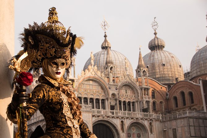 Venice Private Customizable Walking Tour With Optional Gondola - Taking in Venices Food Culture
