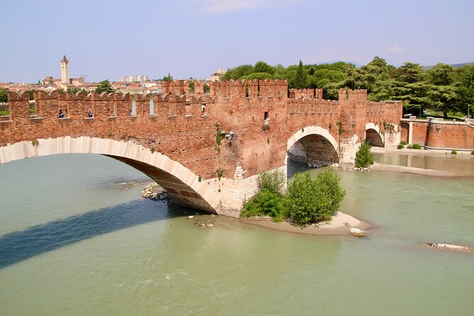 Verona: Welcome Private Tour W/ a Local - Meeting and End Points