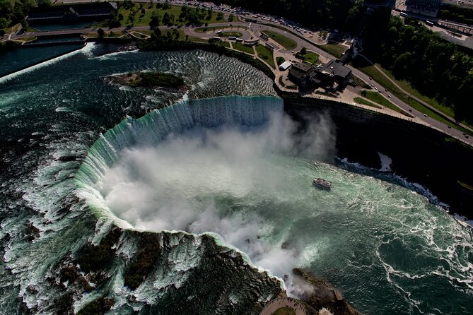 Visit Niagara Falls and Experience a VIP Wine Tour - Experience a VIP Wine Tour