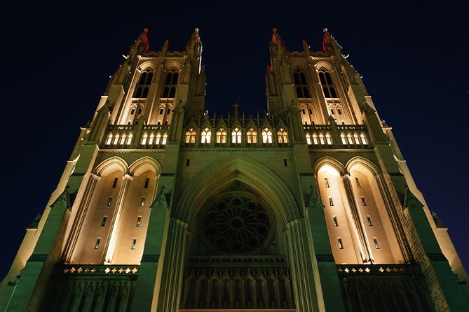 Washington DC After Dark Night-Time Sightseeing Wonder Tour - Meeting Point and Arrival