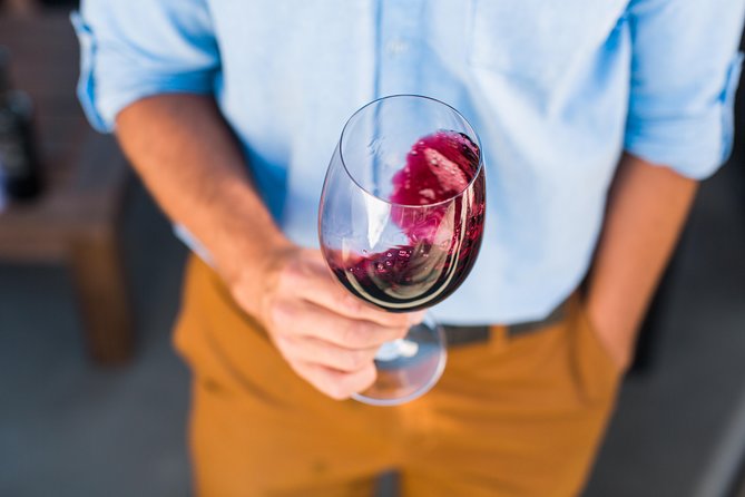 West Kelowna Tour From Vernon - Classic - 6 Wineries - Accessibility Features