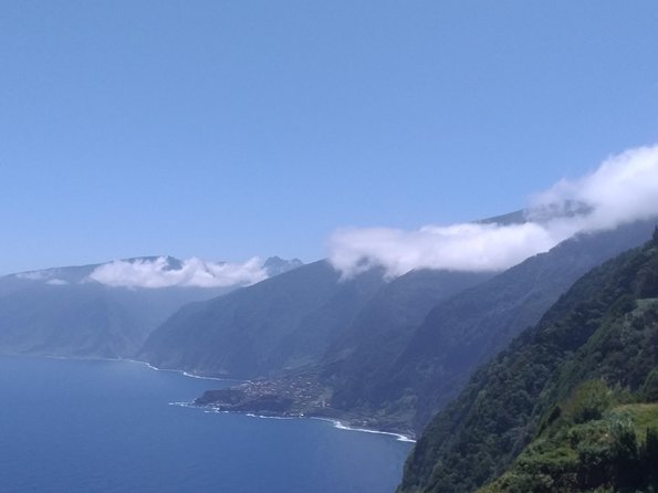 West Tour - 4x4 (Small Group) - Booking Information