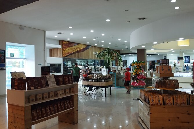 World Mart Souvenirs Store - Free Pick-up / Drop-off - Tasting Offerings