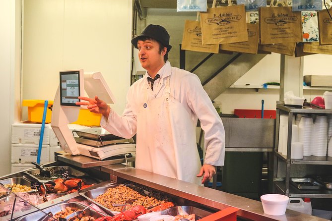2.5 Hour Walking and Tasting Tour in Cardiff - Experiencing Local Culture