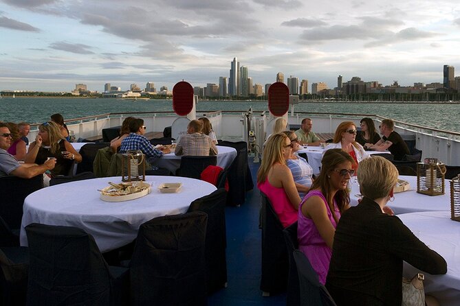 2-Hour Chicago Wine and Cheese Cruise - Cruise Duration and Logistics