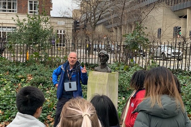 2-Hour Private LGBTQ History Tour of London With a Licensed Guide - Tour Logistics and Booking Details