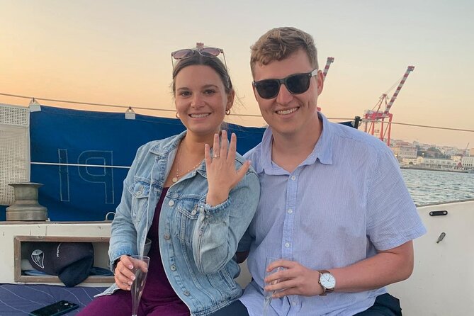 2-Hour Sailboat Private Tour in Lisbon - Boat Tour Experience