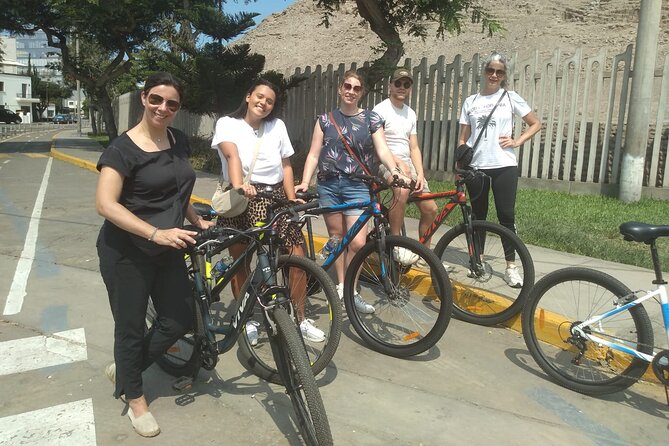 3-Hour Guided Bicycle Tour in Miraflores - Review Highlights