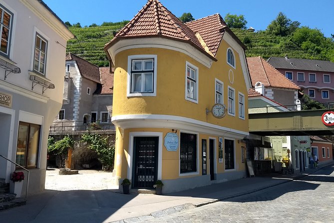 3-Hour Private Hiking Tour to Historic Places Around Spitz in Wachau Valley - Traveler Experiences and Feedback