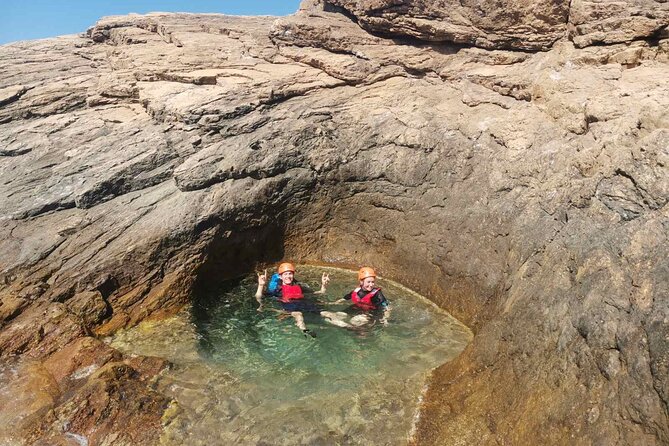 3-Hour Private or Small Group Coasteering in Sounio - Health and Safety Considerations