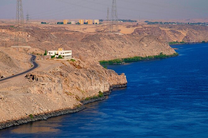 4-Day-3 Night Nile Cruise Aswan & Luxor + Abu Simbel, Air Balloon - Inclusive Meals and Dining Experience