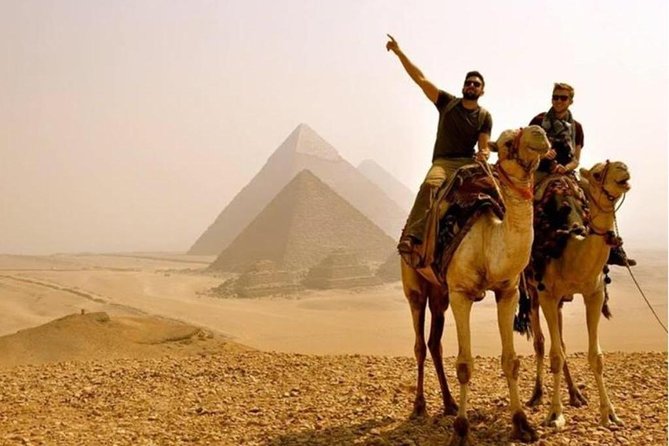 6 Hours Visit to Giza Pyramids Sphinx and Sakkara - Saqqara Necropolis Tour