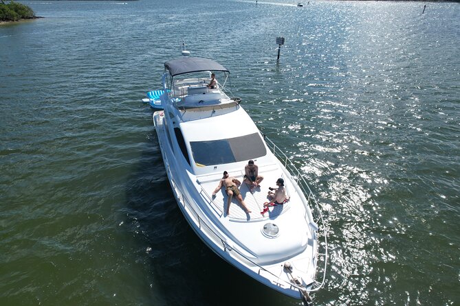 65ft Yacht Charter in Miami - Booking and Availability