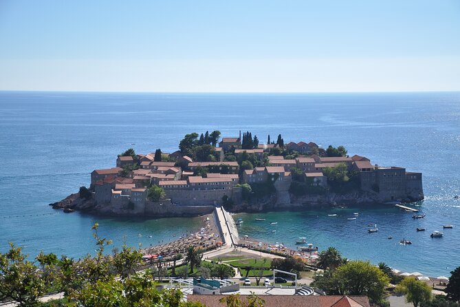 8-Day Tour Montenegro Durmitor Mountain and Adriatic Coast - Montenegrin Cuisine and Local Flavors