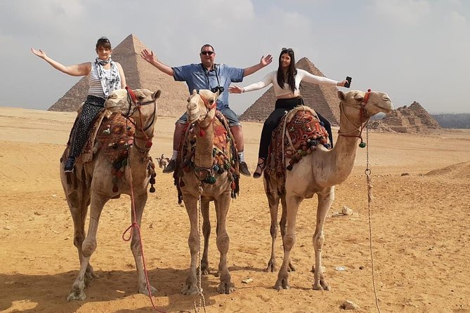 8-Hour Private Guided Tour to Giza Pyramids Memphis and Saqqara From Cairo - Dining Options During Tour