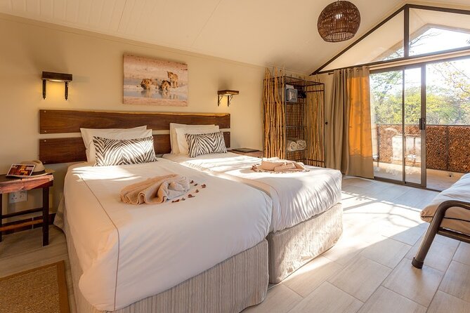 9 Day Canyons, Dunes & Wildlife Camping and Lodge Safari - Pricing and Booking
