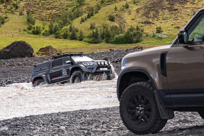 9-Day Icelandic Odyssey of Overland 4x4 Thrills Wrapped in Luxury - Group Size and Accessibility