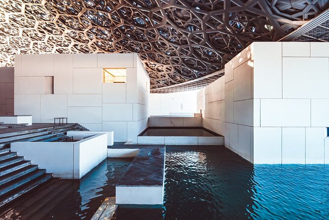 Abu Dhabi Mosque and Louvre Museum With Lunch From Dubai - Lunch at Yas Island