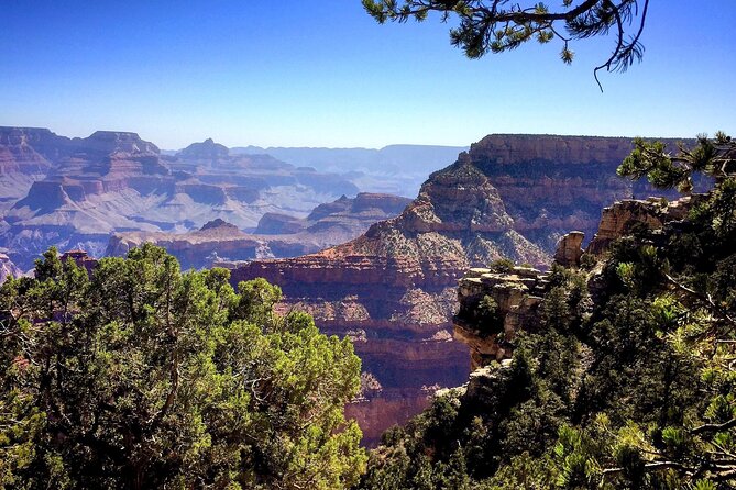 All-day Grand Canyon • Indian Ruins • Volcano • Christian Tour - Visiting Indian Ruins