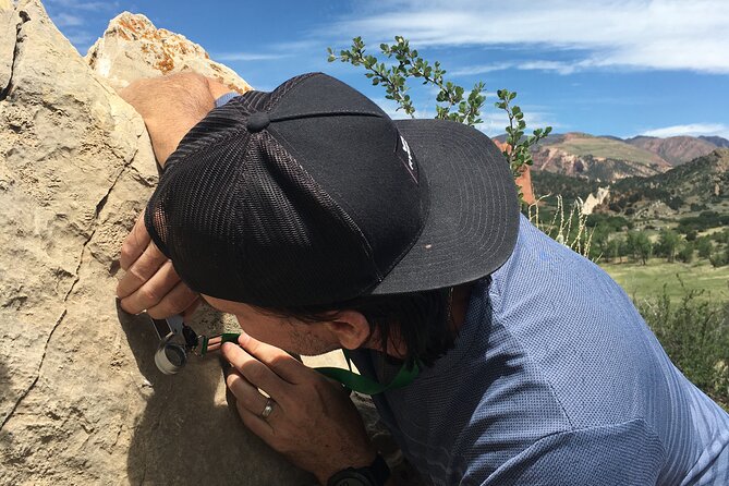 Ancient Landscapes Private Geology Hike at Garden of the Gods - Meeting Point and Accessibility Details