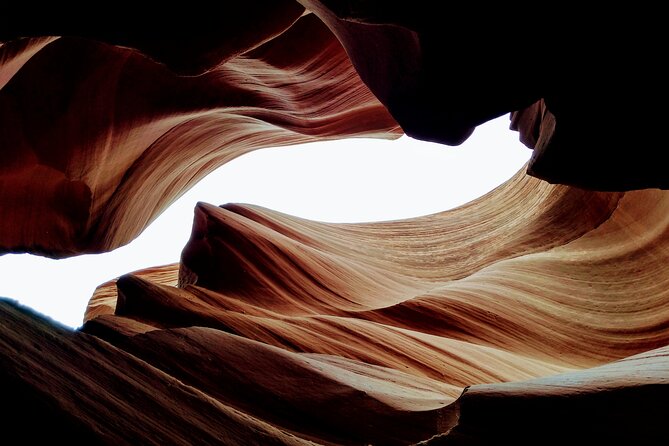 Antelope Canyon Day Tour From Grand Canyon South - Group Size and Accessibility