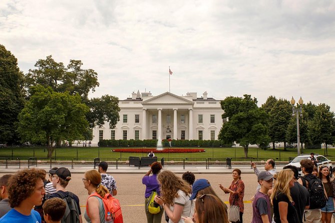 Arlington Cemetery and DC Highlights Tour - Guides and Engagement