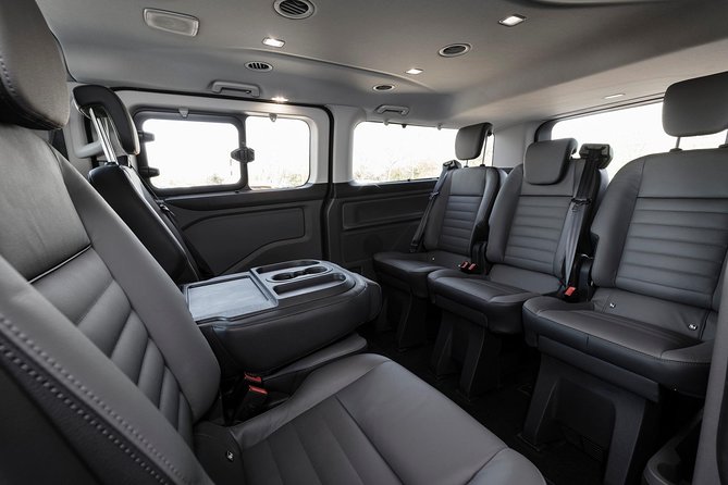 Arrival Private Transfer From Riga Airport RIX to Riga City by Minivan - Ask Away