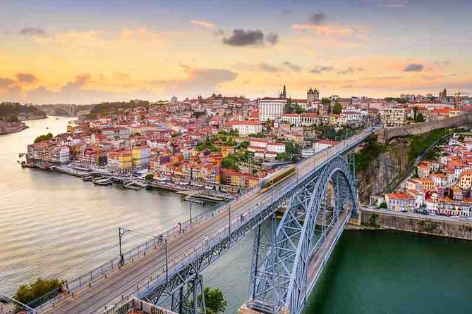 Arrival Transfer: Porto Airport OPO to Porto in Luxury Car - Booking and Reservation