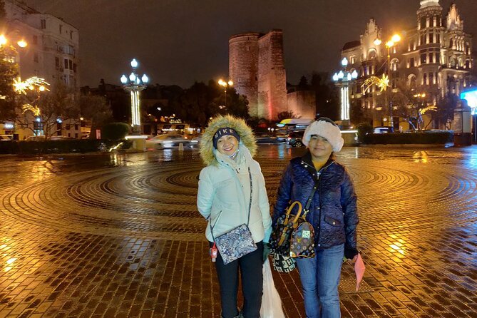 Baku by Night: Small-Group Walking Tour - Traveler Testimonials