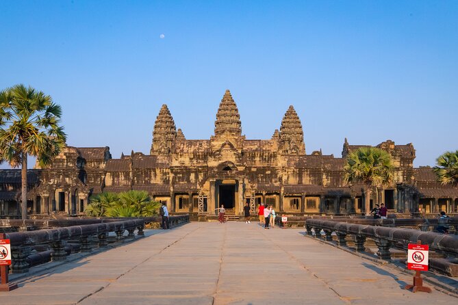 Banteay Srei & Angkor Big Circuit Tour - Pickup and Transportation