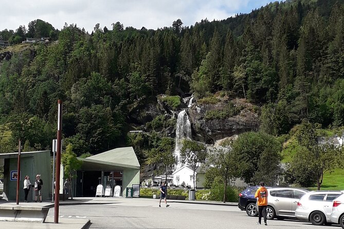 Bergen Private City Meets Fjord Group Tour - Pricing Structure